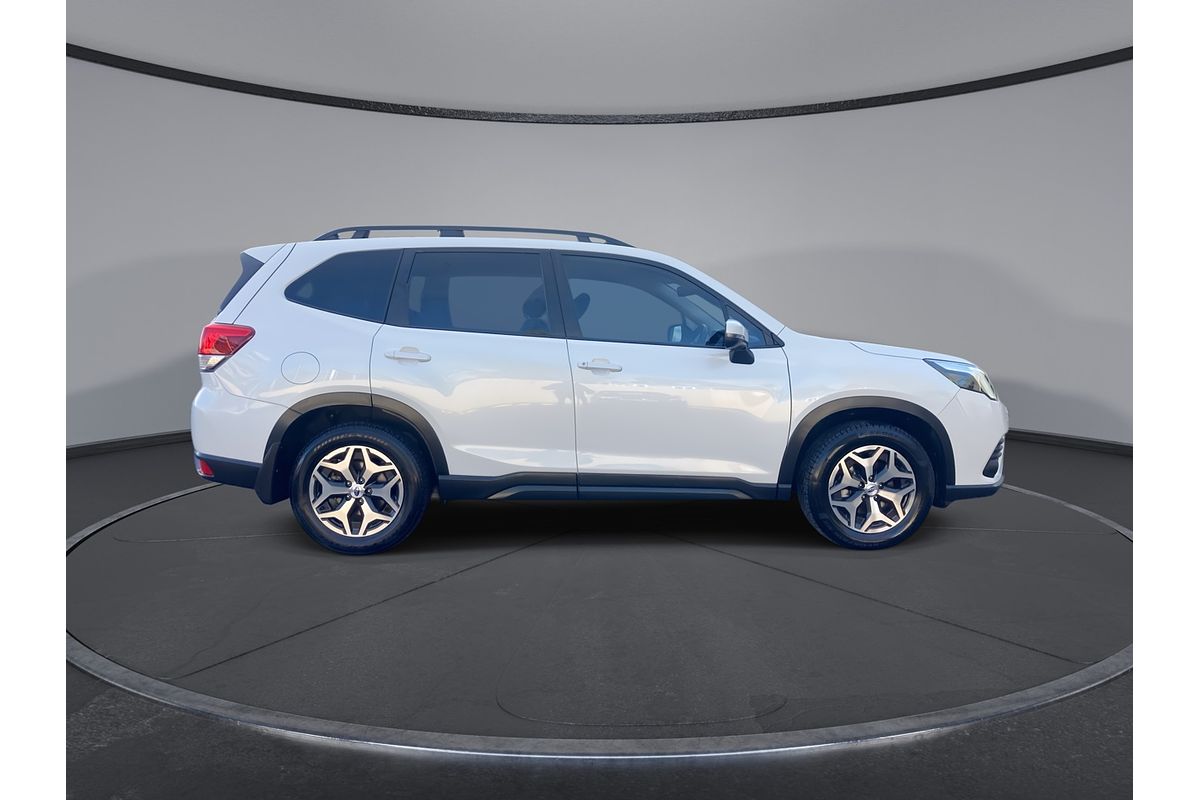 2022 Subaru Forester 2.5i S5