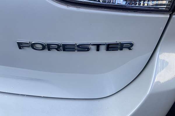 2022 Subaru Forester 2.5i S5