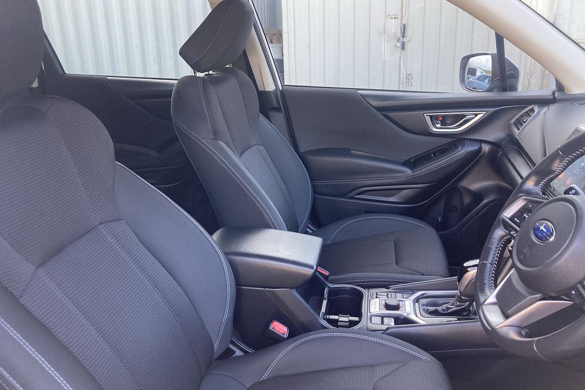 2022 Subaru Forester 2.5i S5