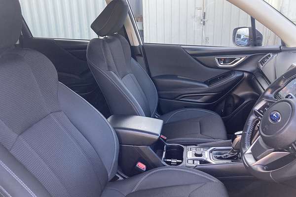 2022 Subaru Forester 2.5i S5
