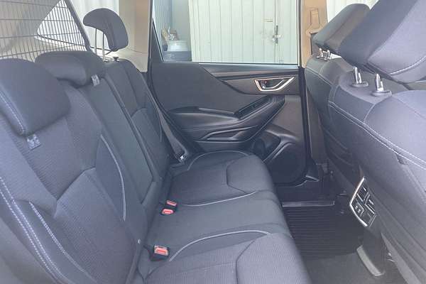 2022 Subaru Forester 2.5i S5