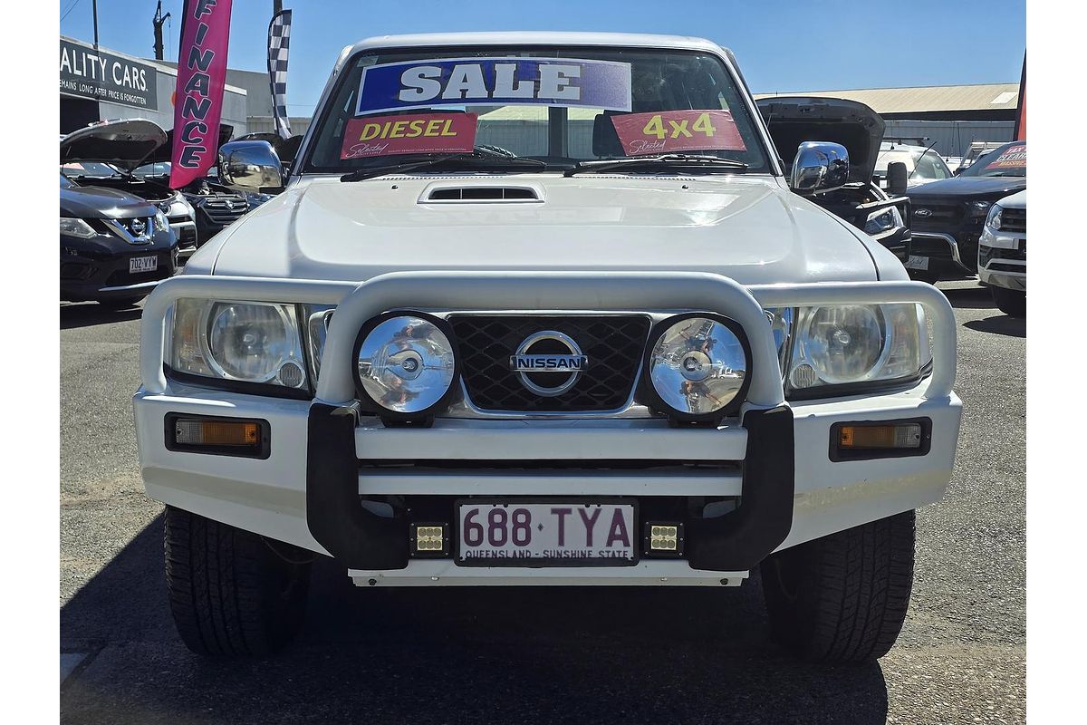 2013 Nissan Patrol ST Y61
