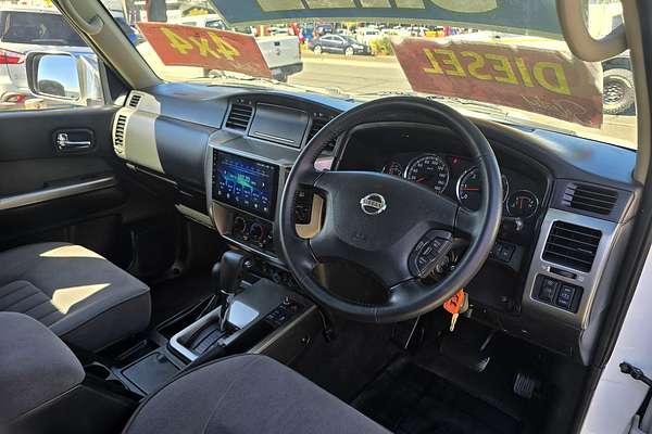 2013 Nissan Patrol ST Y61