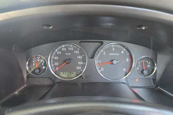 2013 Nissan Patrol ST Y61