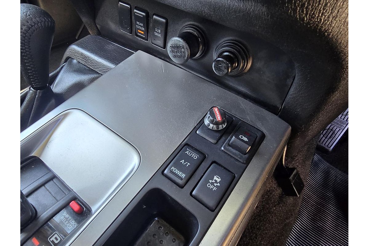 2013 Nissan Patrol ST Y61