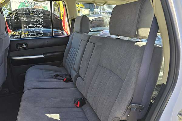 2013 Nissan Patrol ST Y61