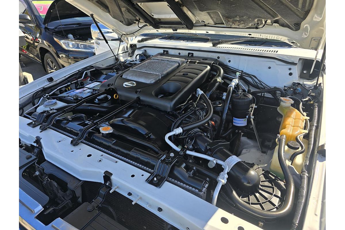 2013 Nissan Patrol ST Y61