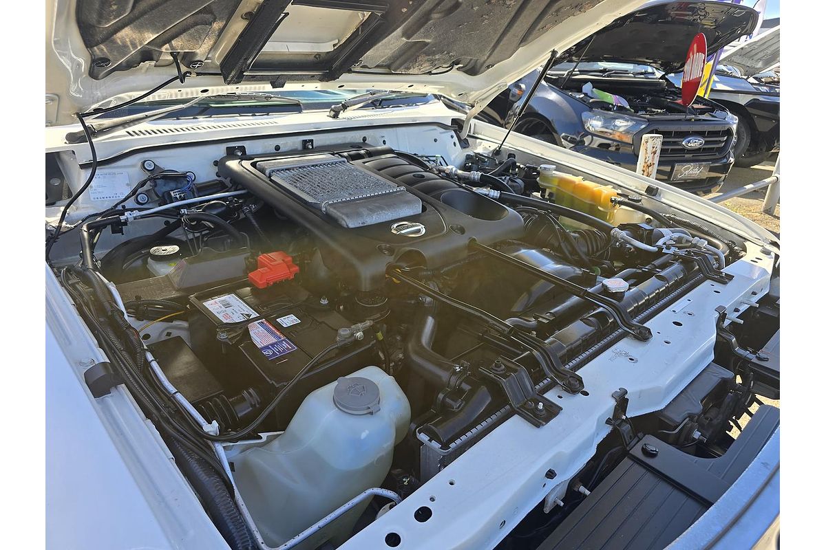 2013 Nissan Patrol ST Y61