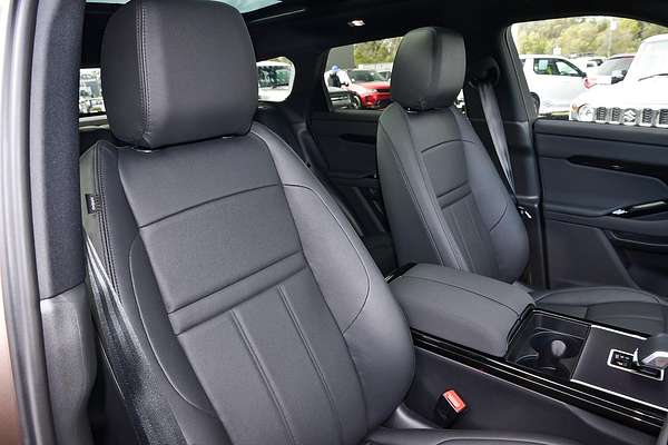 2025 Land Rover Range Rover Evoque P250 Dynamic SE L551