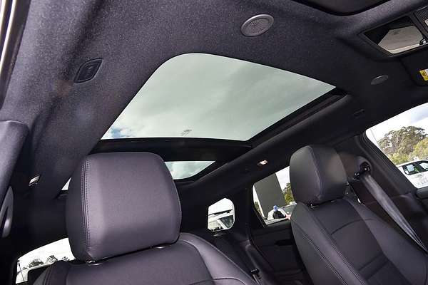 2025 Land Rover Range Rover Evoque P250 Dynamic SE L551
