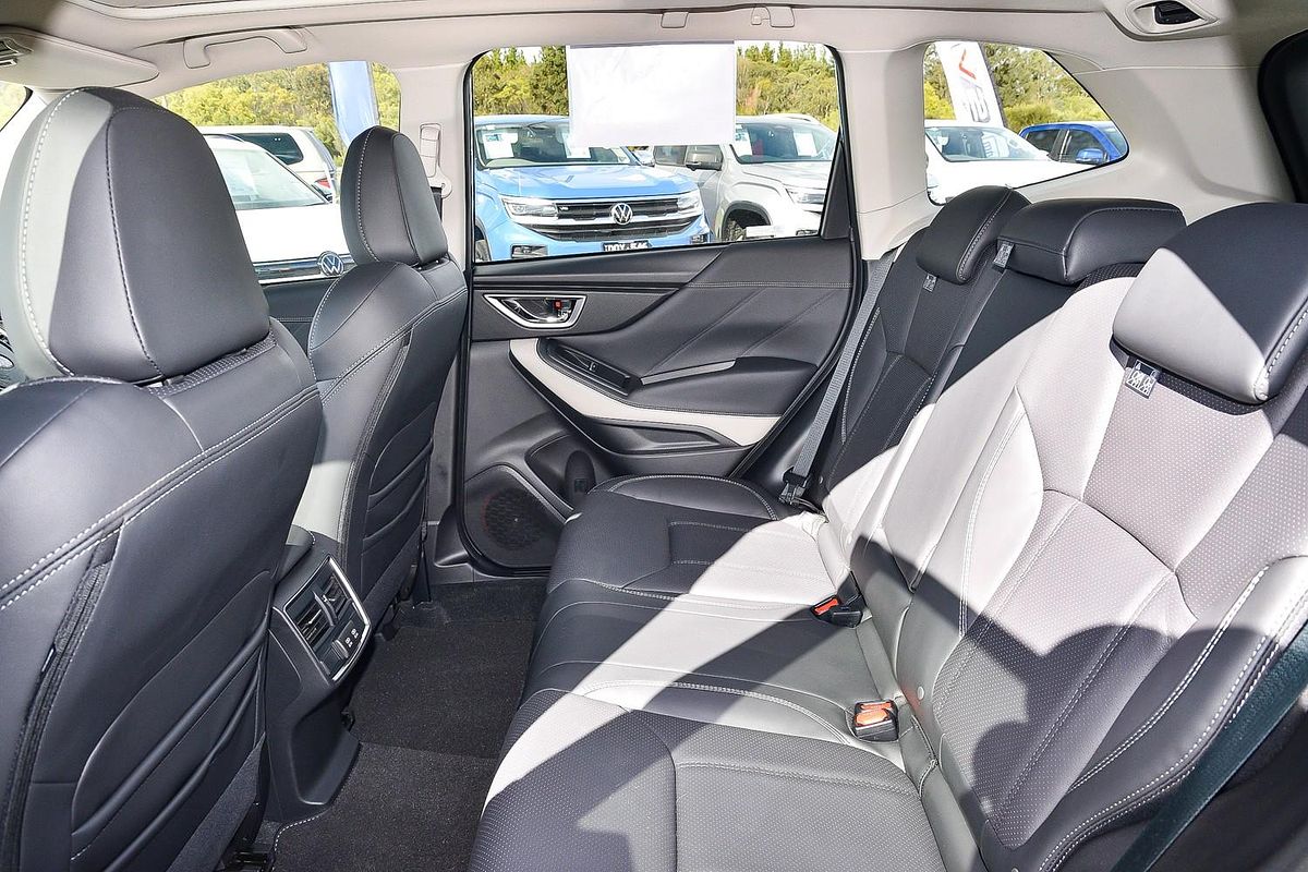 2025 Subaru Forester 2.5i-S S5