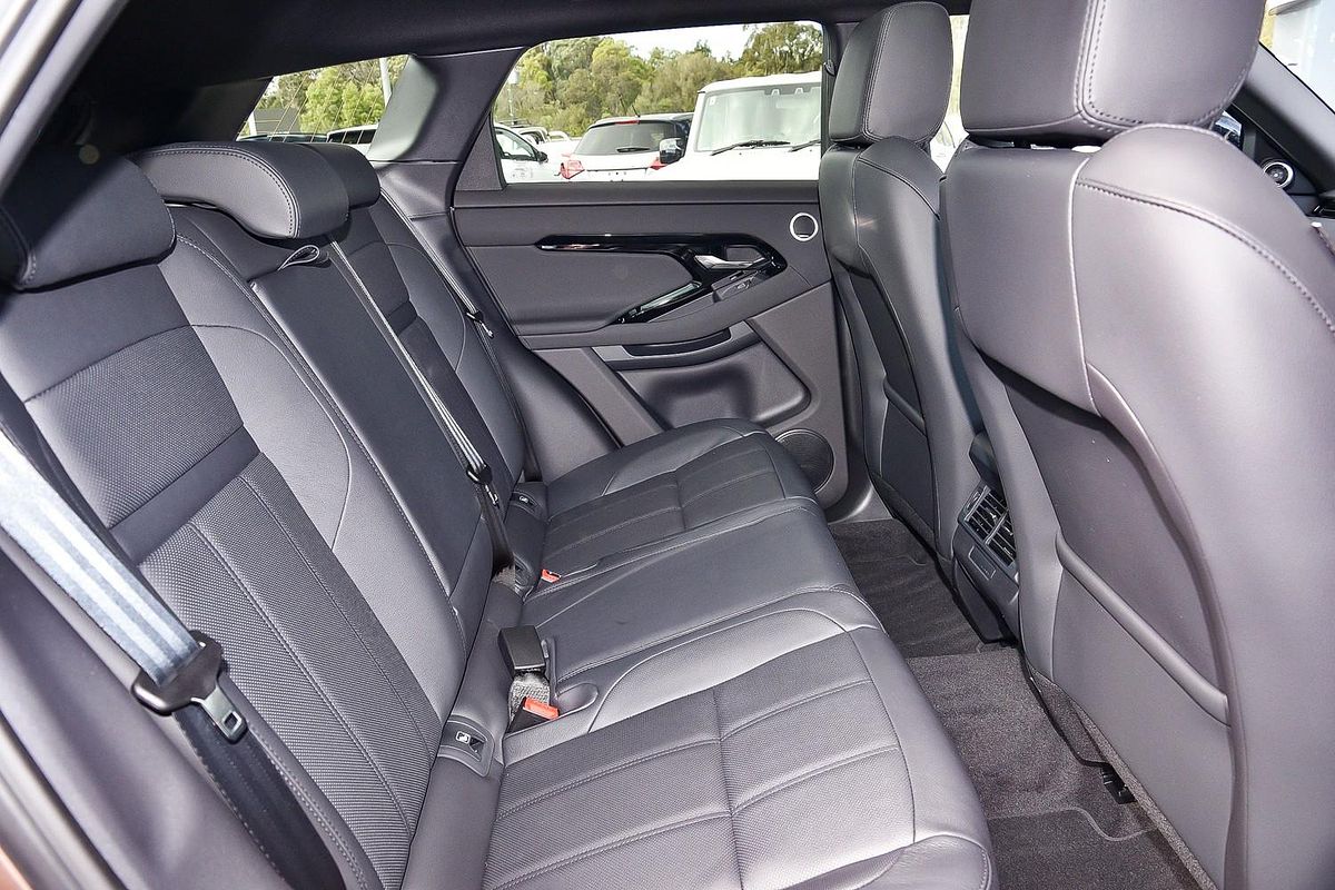 2025 Land Rover Range Rover Evoque P250 Dynamic SE L551