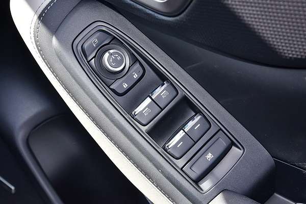 2025 Subaru Forester 2.5i-S S5