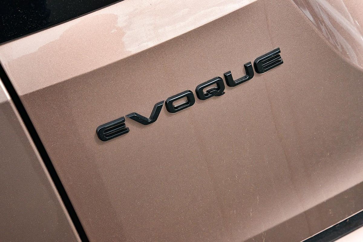 2025 Land Rover Range Rover Evoque P250 Dynamic SE L551
