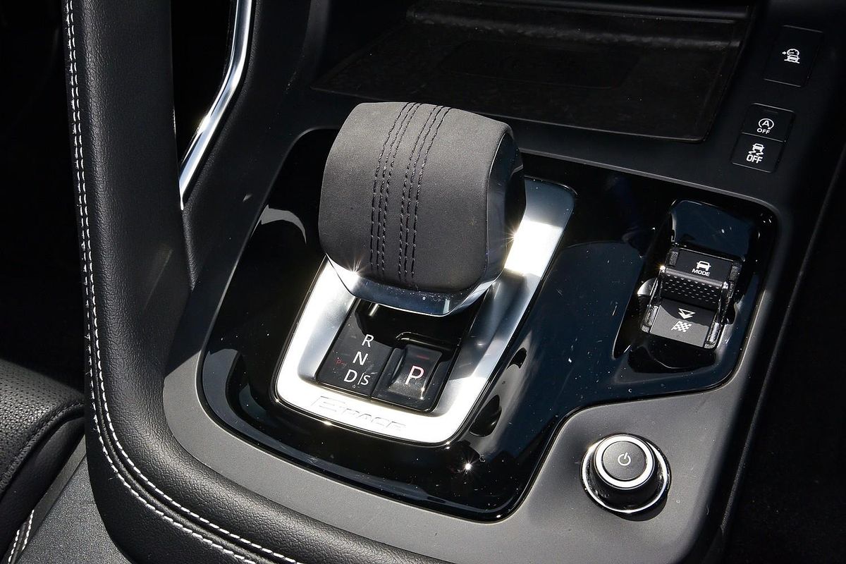 2021 Jaguar E-PACE P250 R-Dynamic S X540