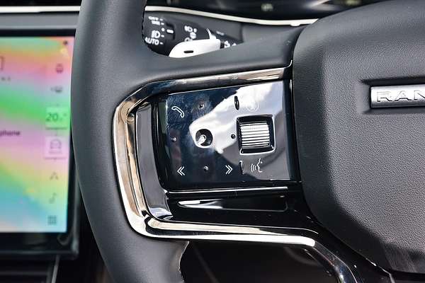 2025 Land Rover Range Rover Evoque P250 Dynamic SE L551