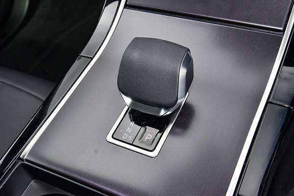 2025 Land Rover Range Rover Evoque P250 Dynamic SE L551