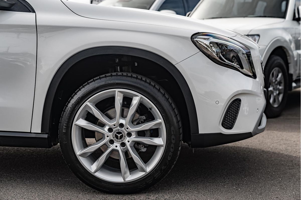 2019 Mercedes-Benz GLA-Class GLA180 X156