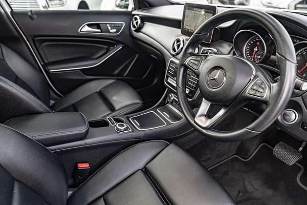 2019 Mercedes-Benz GLA-Class GLA180 X156