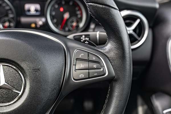 2019 Mercedes-Benz GLA-Class GLA180 X156