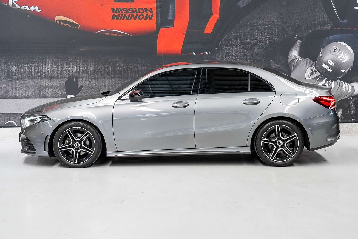 2020 Mercedes-Benz A-Class A200 V177