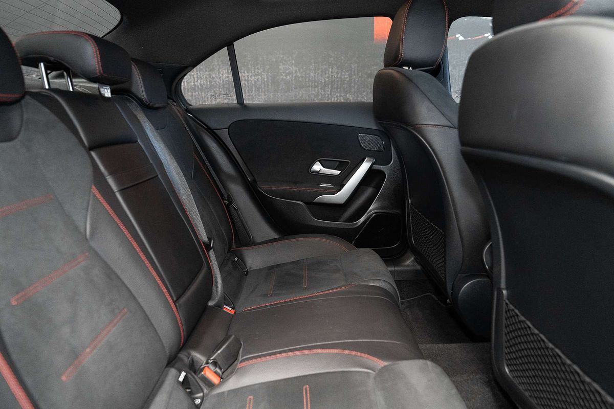 2020 Mercedes-Benz A-Class A200 V177