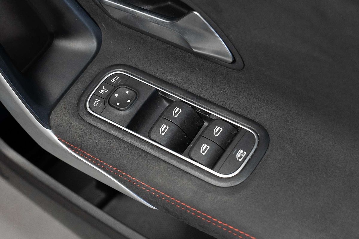 2020 Mercedes-Benz A-Class A200 V177