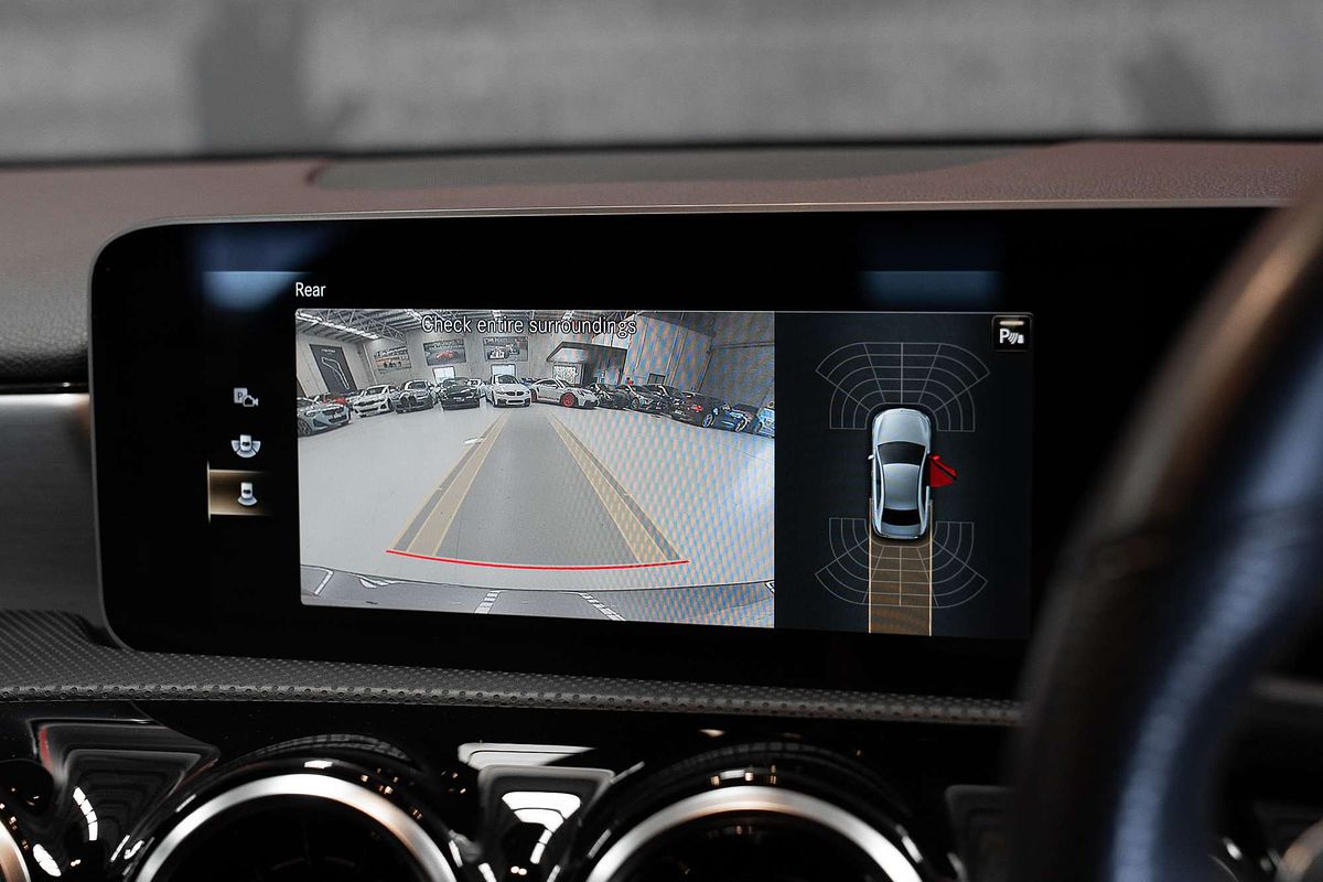 2020 Mercedes-Benz A-Class A200 V177