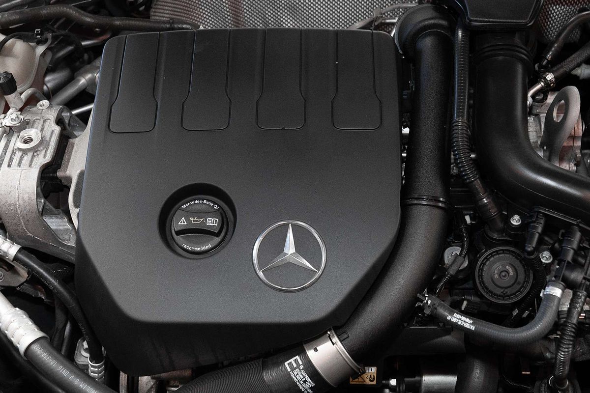 2020 Mercedes-Benz A-Class A200 V177