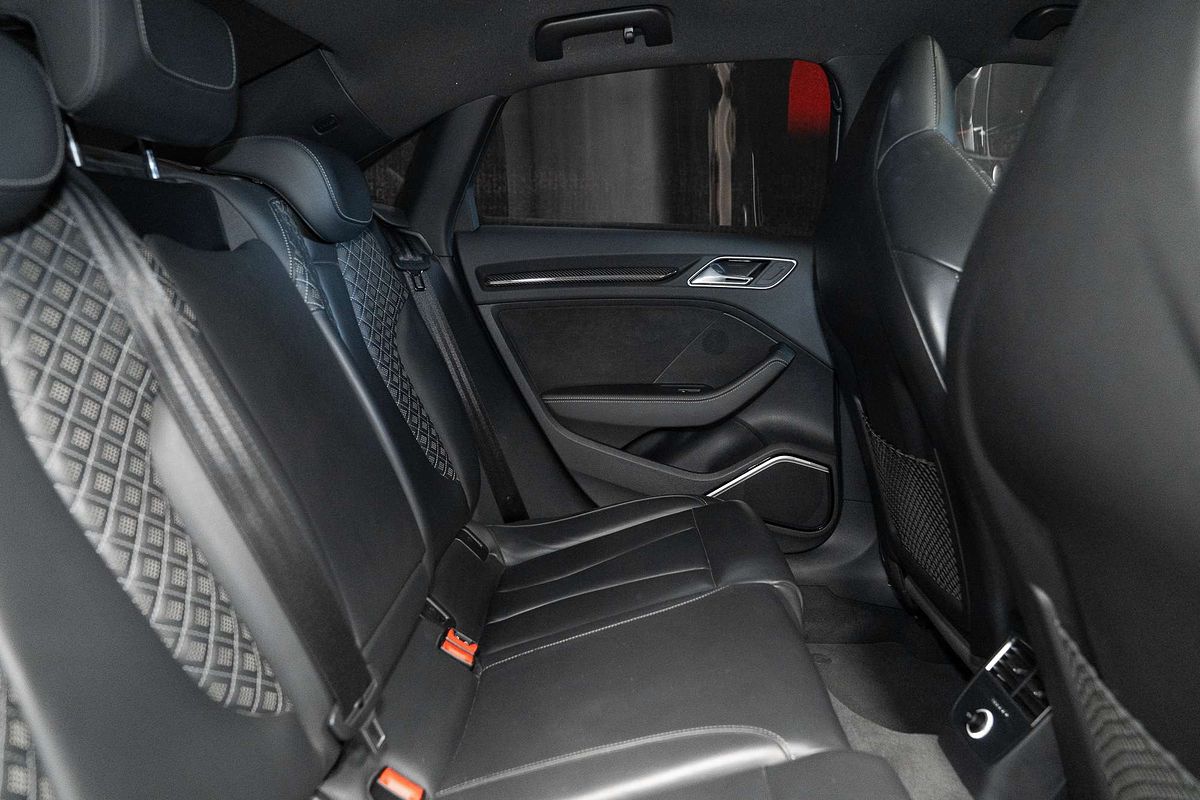 2020 Audi RS3 Carbon Edition 8V