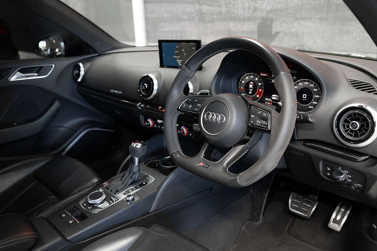 2020 Audi RS3 Carbon Edition 8V