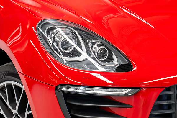 2017 Porsche Macan  95B