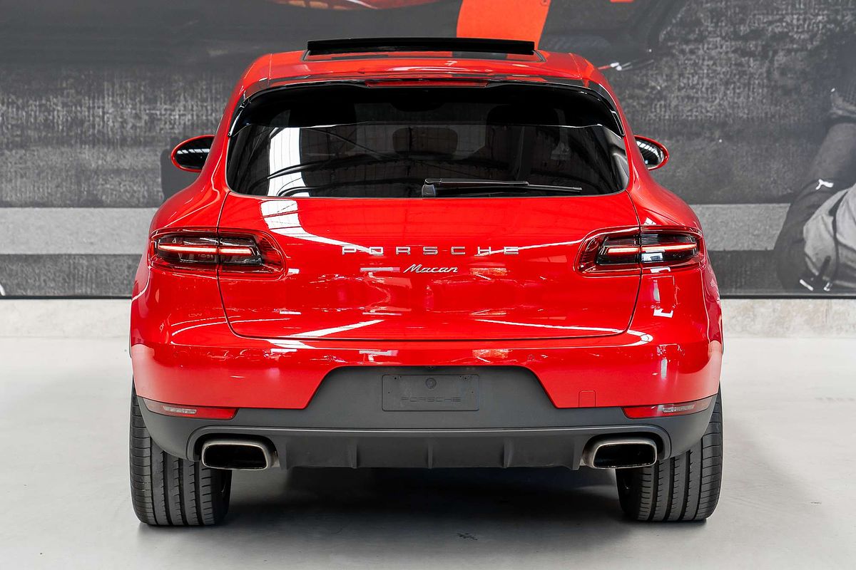2017 Porsche Macan  95B