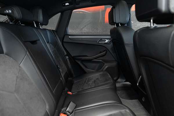 2017 Porsche Macan  95B
