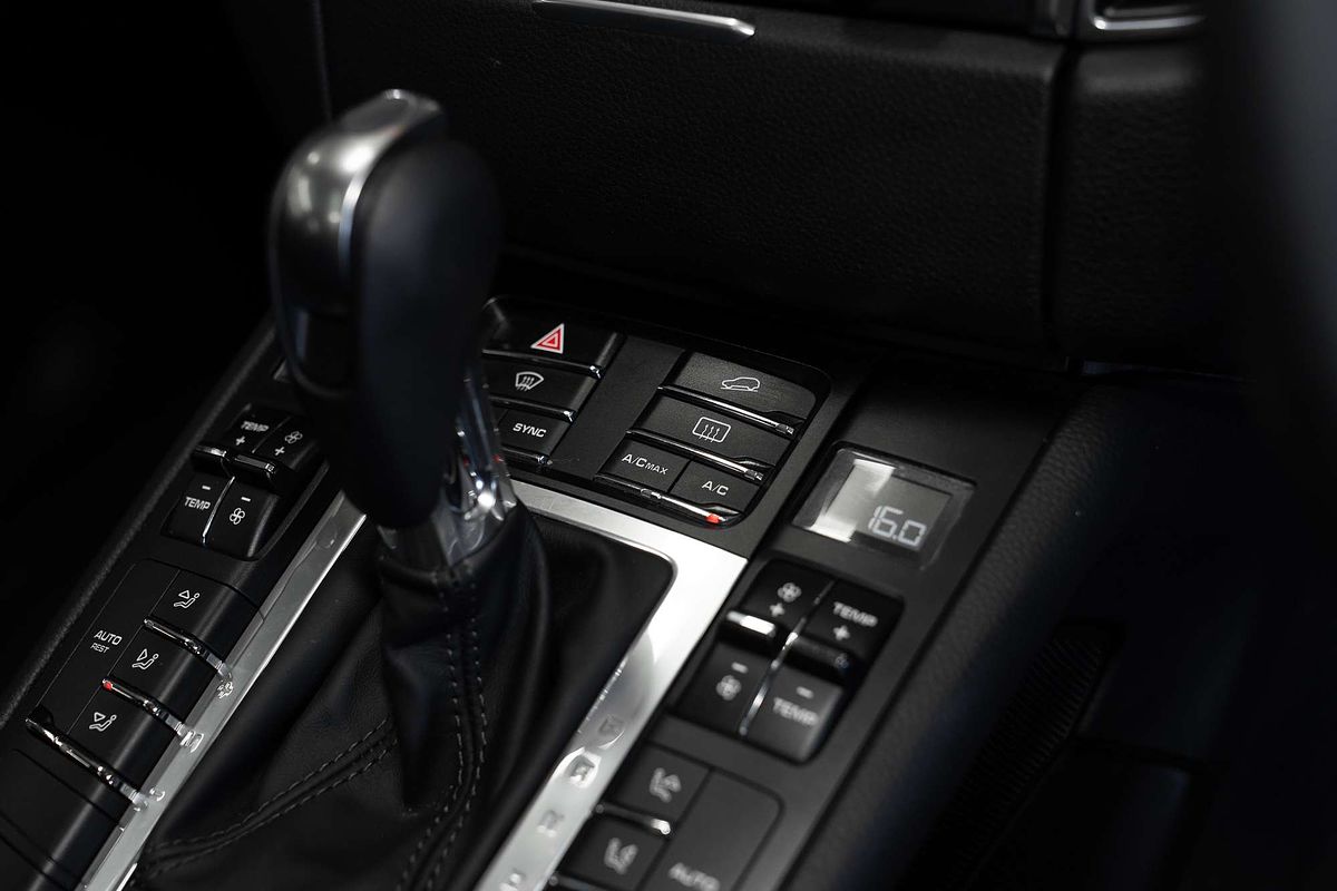 2017 Porsche Macan  95B
