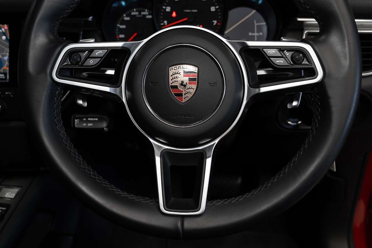 2017 Porsche Macan  95B