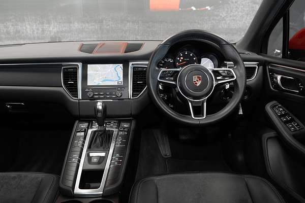 2017 Porsche Macan  95B
