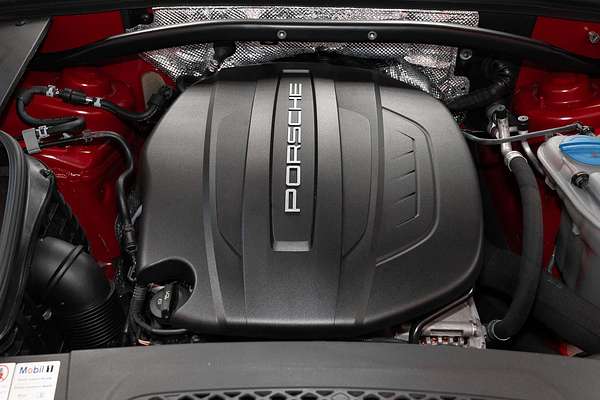 2017 Porsche Macan  95B