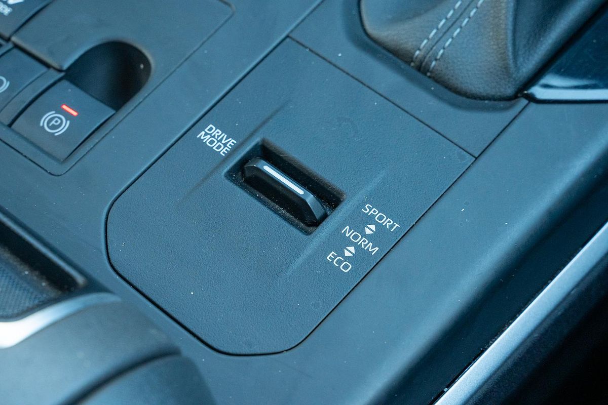 2024 Toyota Kluger GX AXUH78R