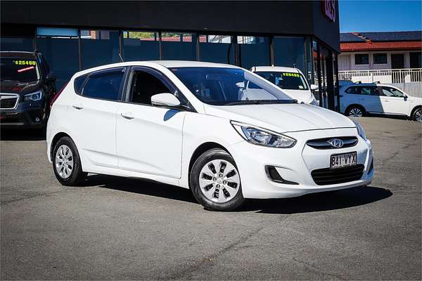 2015 Hyundai Accent Active RB3