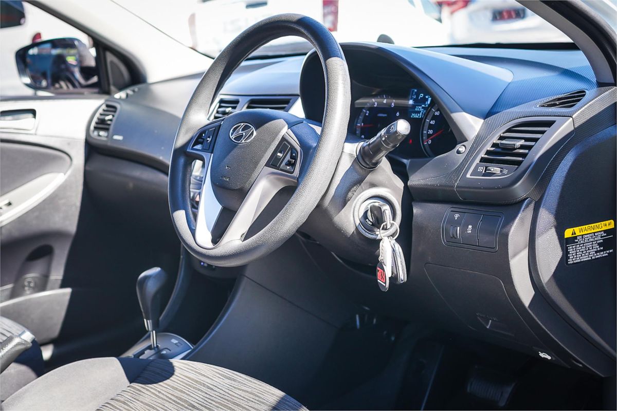 2015 Hyundai Accent Active RB3