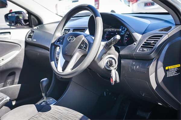 2015 Hyundai Accent Active RB3