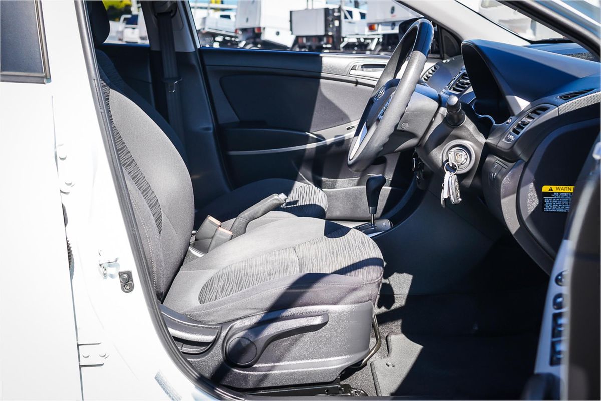 2015 Hyundai Accent Active RB3