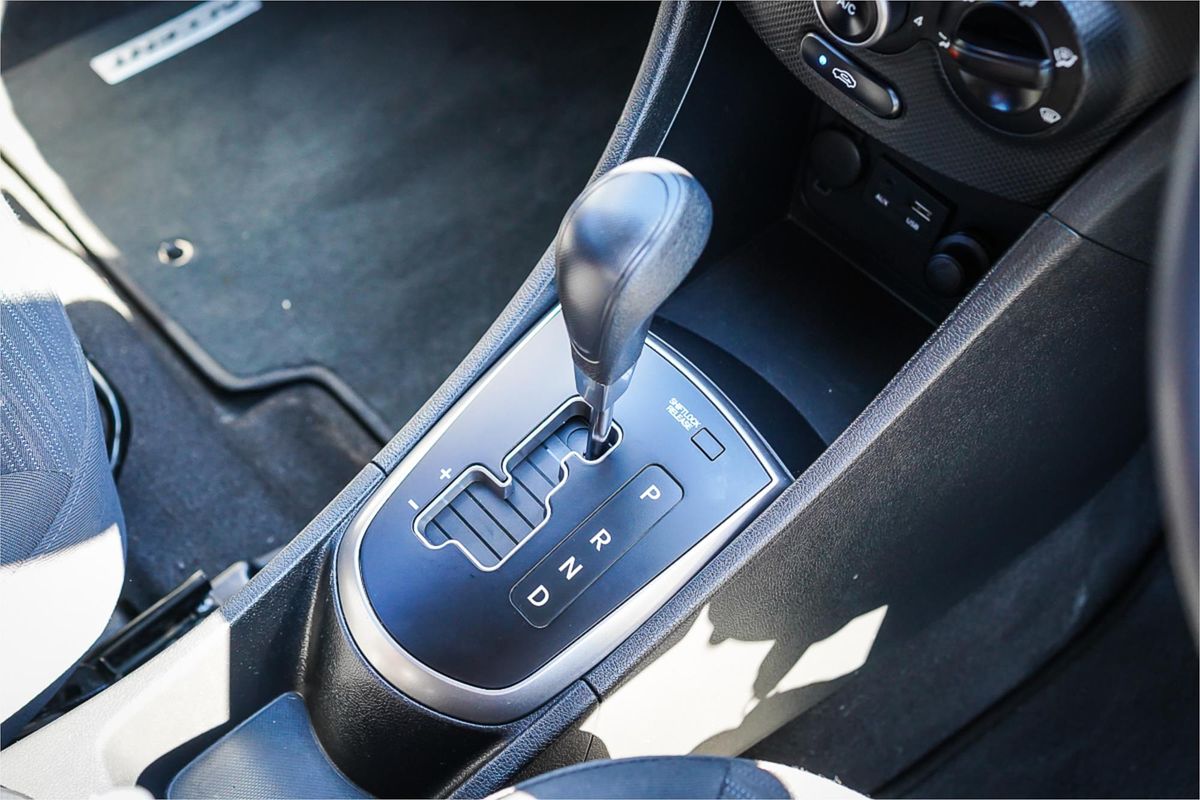 2015 Hyundai Accent Active RB3