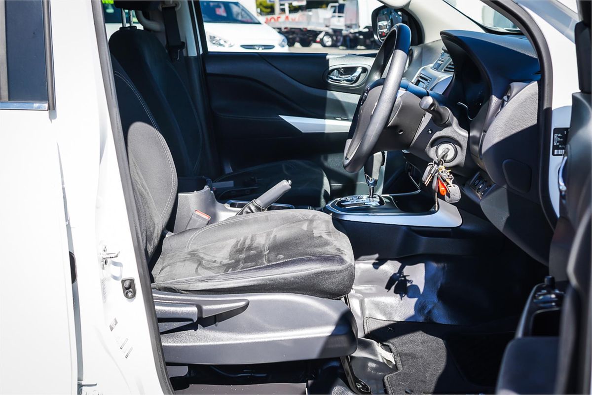2019 Nissan Navara RX D23 Series 3 Rear Wheel Drive