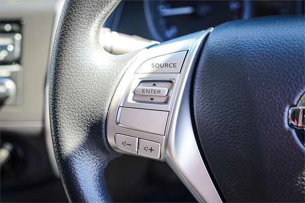 2019 Nissan Navara RX D23 Series 3 Rear Wheel Drive