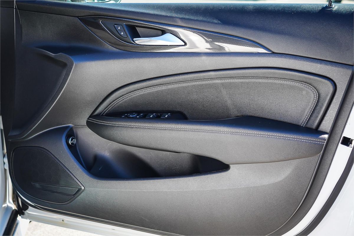2019 Holden Commodore RS ZB