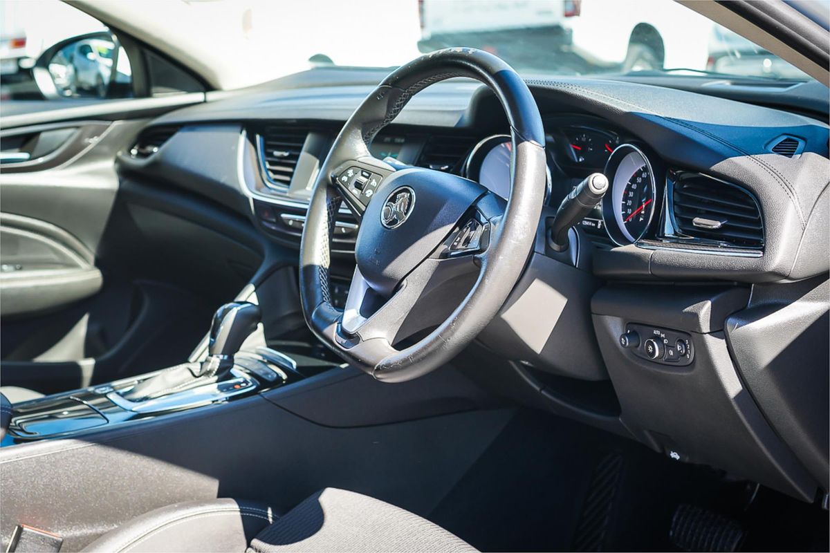 2019 Holden Commodore RS ZB