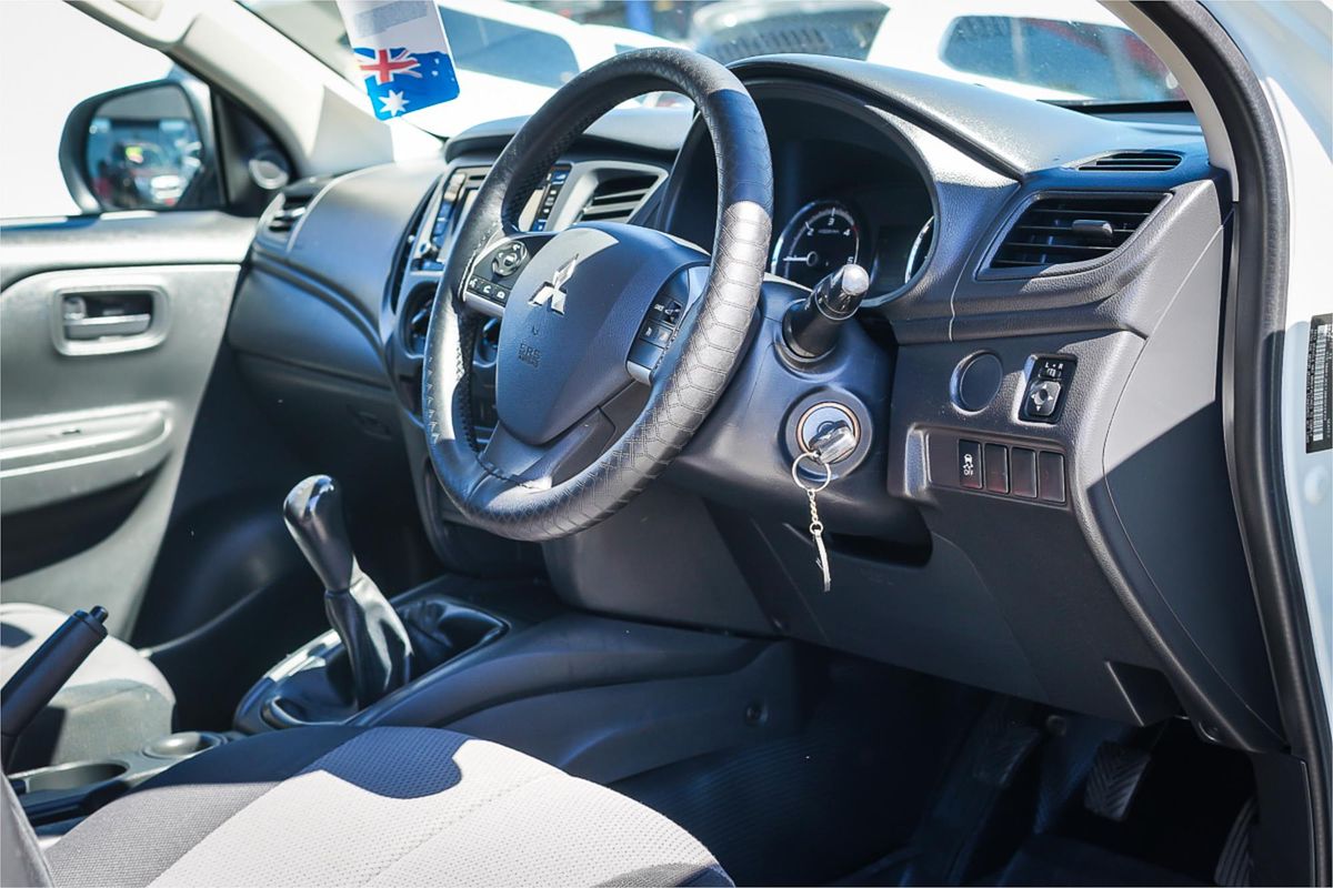 2020 Mitsubishi Triton GLX MR Rear Wheel Drive