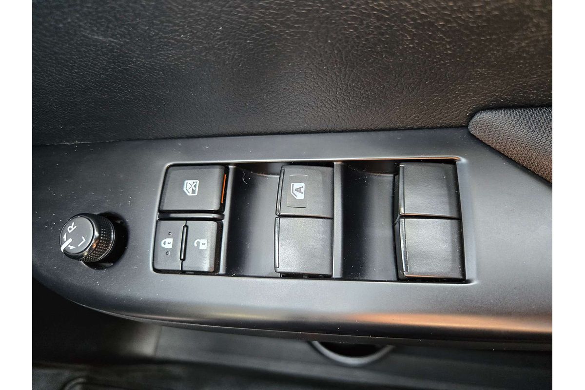 2019 Toyota Hilux SR GUN126R 4X4